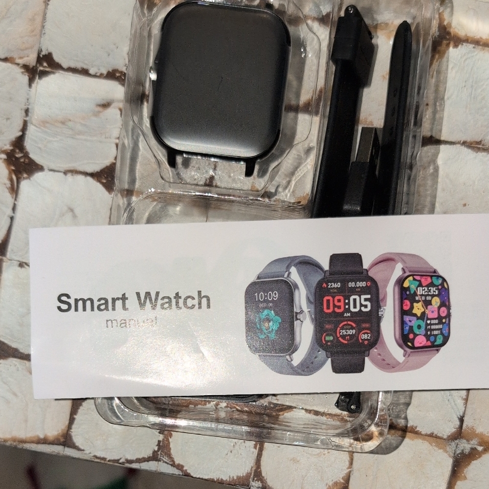 Smartwatch with Black Strap - Picture 4 of 7